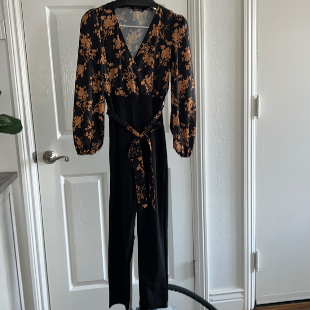 SHEIN Lantern Sleeve Self Belted Floral Jumpsuit size S - Picture 2 of 8